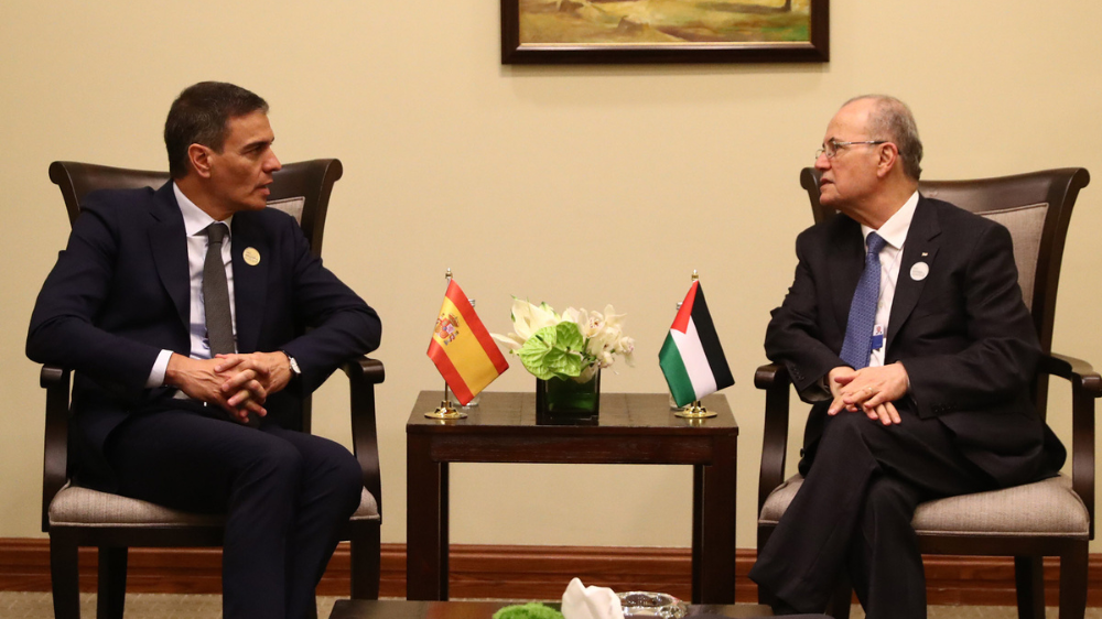 photo : Pedro Sánchez s'entretient avec le Premier ministre de l'Autorité palestinienne, Mohammad Mustafa